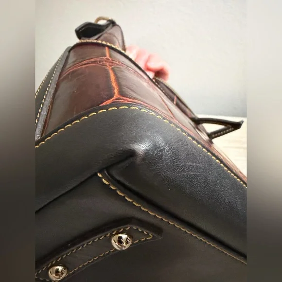 Dooney & Bourke Crocodile Leather Hobo Shoulder Bag Cognac - Picture 13 of 14